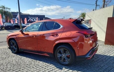 Lexus UX I, 2022 год, 4 925 000 рублей, 5 фотография