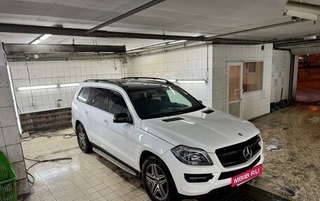 Mercedes-Benz GL-Класс, 2014 год, 3 990 000 рублей, 2 фотография