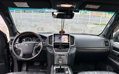 Toyota Land Cruiser 200, 2019 год, 9 650 000 рублей, 8 фотография