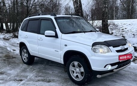 Chevrolet Niva I рестайлинг, 2012 год, 700 000 рублей, 2 фотография