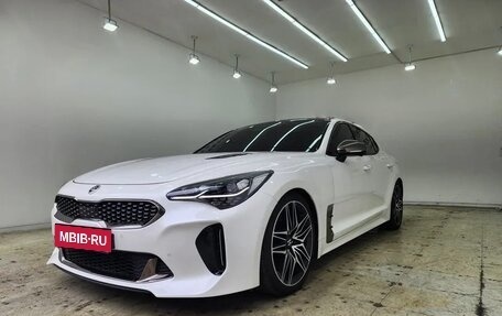 KIA Stinger I, 2021 год, 2 800 000 рублей, 1 фотография