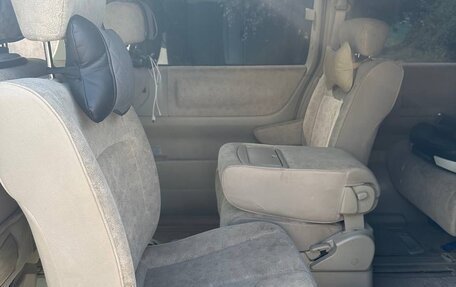 Nissan Elgrand III, 2004 год, 690 000 рублей, 8 фотография