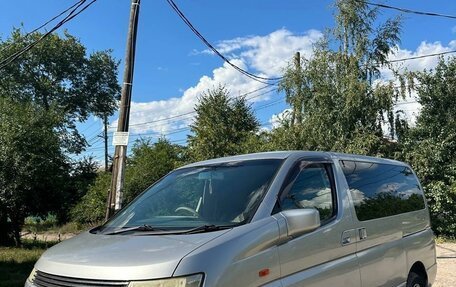 Nissan Elgrand III, 2004 год, 690 000 рублей, 3 фотография