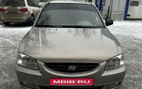 Hyundai Accent II, 2008 год, 650 000 рублей, 2 фотография