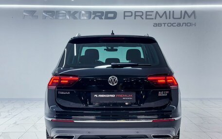 Volkswagen Tiguan II, 2017 год, 2 800 000 рублей, 8 фотография