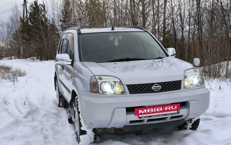 Nissan X-Trail, 2001 год, 640 000 рублей, 2 фотография