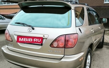 Lexus RX IV рестайлинг, 2000 год, 970 000 рублей, 12 фотография