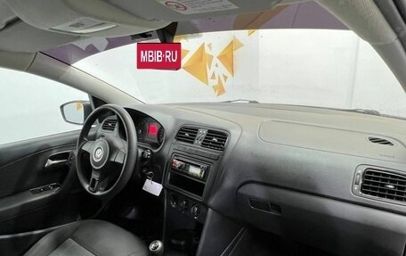 Volkswagen Polo VI (EU Market), 2011 год, 840 000 рублей, 12 фотография