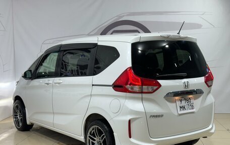 Honda Freed II, 2018 год, 2 399 000 рублей, 6 фотография