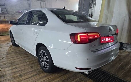 Volkswagen Jetta VI, 2016 год, 1 450 000 рублей, 4 фотография