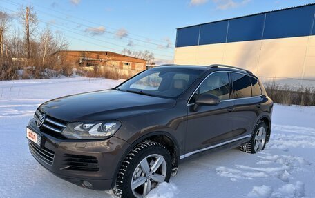 Volkswagen Touareg III, 2010 год, 2 390 000 рублей, 3 фотография