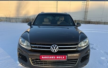 Volkswagen Touareg III, 2010 год, 2 390 000 рублей, 2 фотография