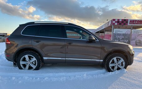 Volkswagen Touareg III, 2010 год, 2 390 000 рублей, 8 фотография