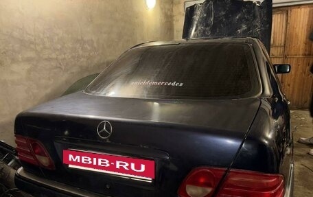 Mercedes-Benz E-Класс, 1998 год, 270 000 рублей, 19 фотография