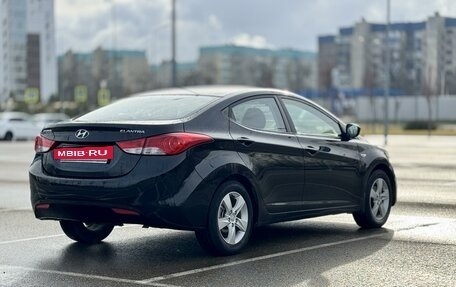 Hyundai Elantra V, 2012 год, 990 000 рублей, 3 фотография