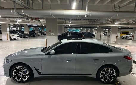 BMW i4, 2022 год, 5 600 000 рублей, 3 фотография