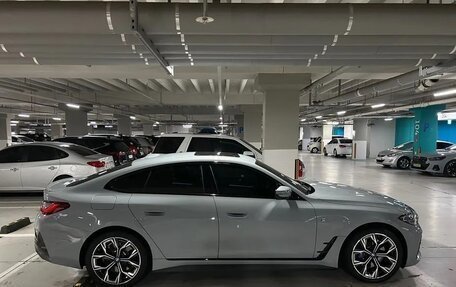 BMW i4, 2022 год, 5 600 000 рублей, 4 фотография