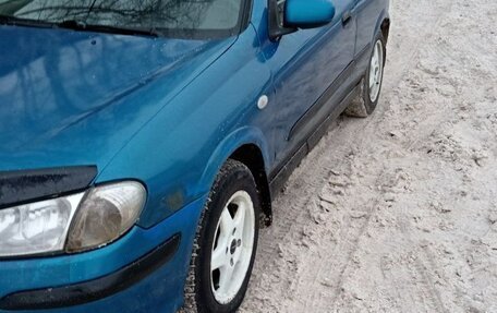 Nissan Almera, 2000 год, 210 000 рублей, 3 фотография