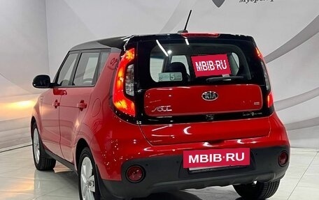 KIA Soul II рестайлинг, 2018 год, 1 848 000 рублей, 10 фотография