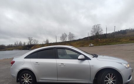 Chevrolet Cruze II, 2011 год, 620 000 рублей, 4 фотография