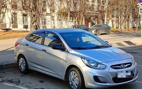 Hyundai Solaris II рестайлинг, 2012 год, 770 000 рублей, 3 фотография