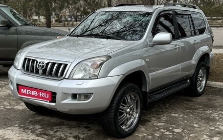 Toyota Land Cruiser Prado 120 рестайлинг, 2008 год, 3 000 000 рублей, 2 фотография