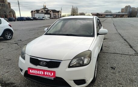 KIA Rio II, 2010 год, 675 000 рублей, 3 фотография