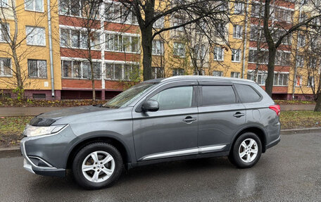 Mitsubishi Outlander III рестайлинг 3, 2018 год, 1 630 000 рублей, 1 фотография