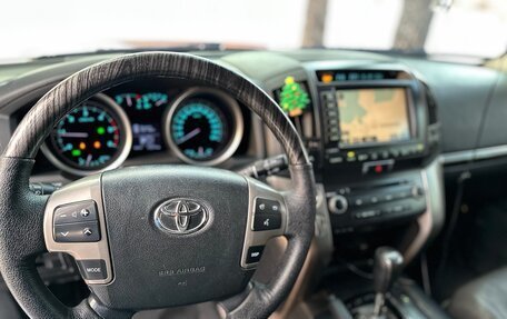 Toyota Land Cruiser 200, 2009 год, 3 200 000 рублей, 16 фотография