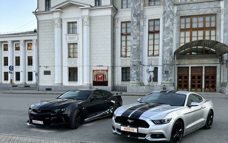 Chevrolet Camaro VI, 2018 год, 2 000 000 рублей, 3 фотография