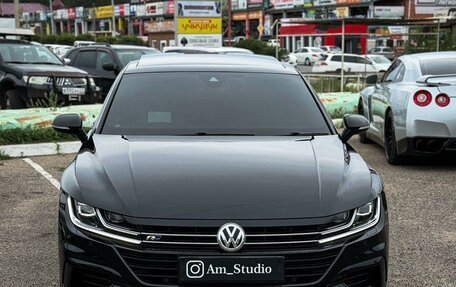 Volkswagen Arteon I, 2017 год, 3 350 000 рублей, 1 фотография