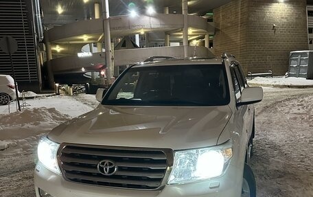 Toyota Land Cruiser 200, 2011 год, 3 500 000 рублей, 1 фотография