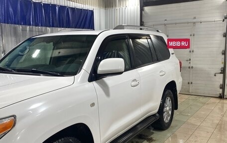 Toyota Land Cruiser 200, 2011 год, 3 600 000 рублей, 2 фотография