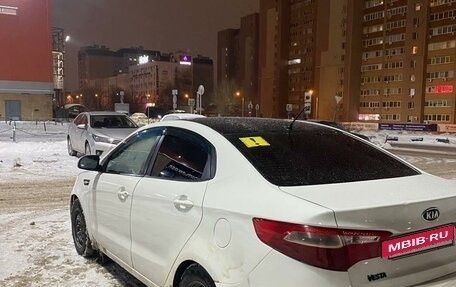 KIA Rio III рестайлинг, 2012 год, 620 000 рублей, 3 фотография