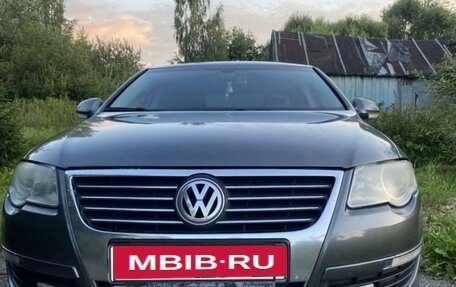 Volkswagen Passat B6, 2007 год, 580 000 рублей, 4 фотография