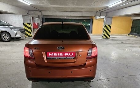 KIA Rio II, 2011 год, 700 000 рублей, 2 фотография