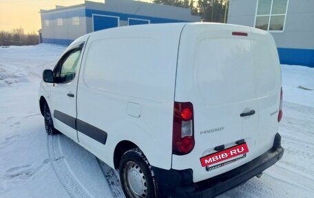 Peugeot Partner II рестайлинг 2, 2012 год, 740 000 рублей, 3 фотография