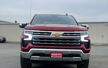 Chevrolet Silverado, 2024 год, 12 421 000 рублей, 2 фотография