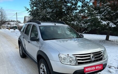 Renault Duster I рестайлинг, 2014 год, 899 000 рублей, 1 фотография