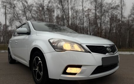 KIA cee'd I рестайлинг, 2010 год, 915 000 рублей, 1 фотография