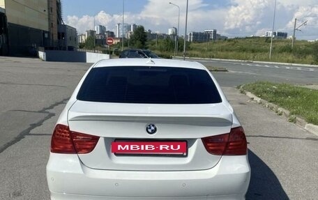 BMW 3 серия, 2009 год, 1 100 000 рублей, 3 фотография