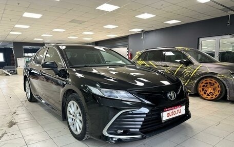 Toyota Camry, 2021 год, 2 100 000 рублей, 4 фотография