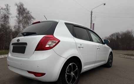 KIA cee'd I рестайлинг, 2010 год, 915 000 рублей, 4 фотография