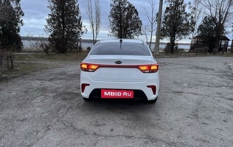 KIA Rio IV, 2019 год, 1 450 000 рублей, 4 фотография