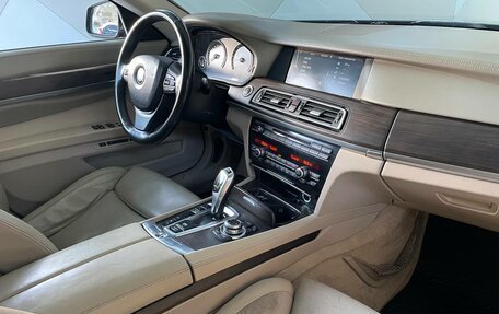 BMW 7 серия, 2009 год, 1 770 000 рублей, 12 фотография