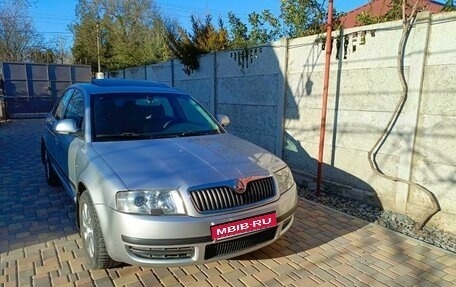 Skoda Superb III рестайлинг, 2007 год, 880 000 рублей, 1 фотография