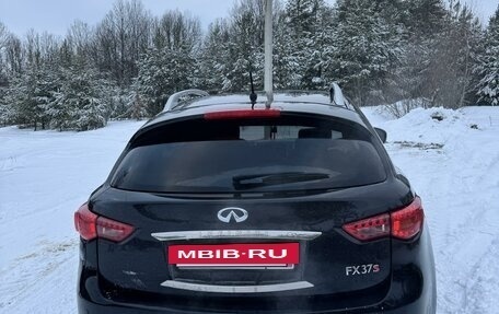 Infiniti FX II, 2011 год, 2 090 000 рублей, 5 фотография