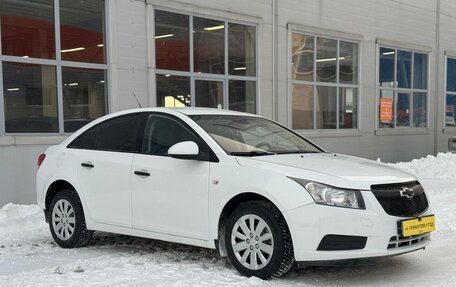 Chevrolet Cruze II, 2010 год, 699 000 рублей, 5 фотография