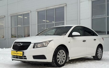 Chevrolet Cruze II, 2010 год, 699 000 рублей, 2 фотография