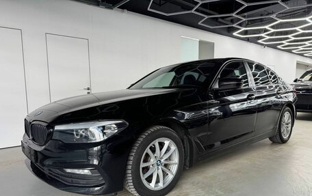 BMW 5 серия, 2017 год, 3 000 000 рублей, 3 фотография